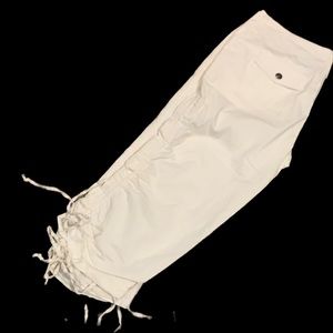 Garage size 7 crop pant NWOT